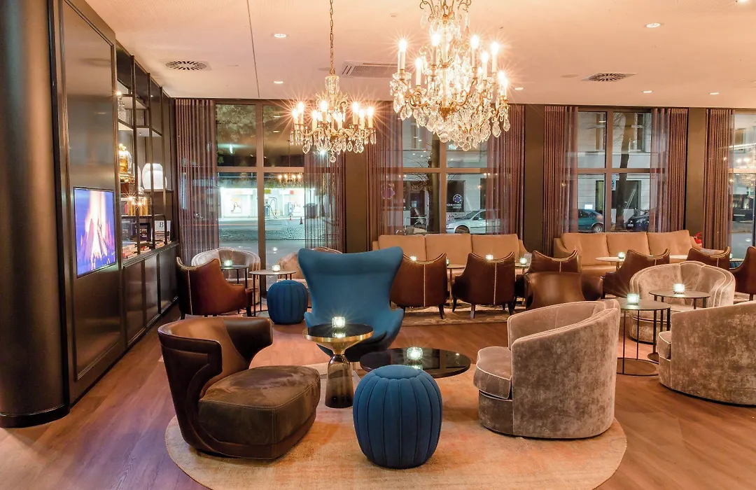 Motel One Berlin-Bellevue-1